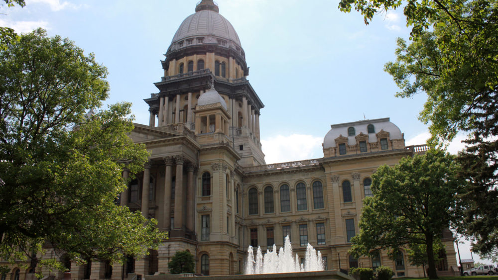 Illinois Lawmakers Adjourn Veto Session, Approve Lobbying Measures