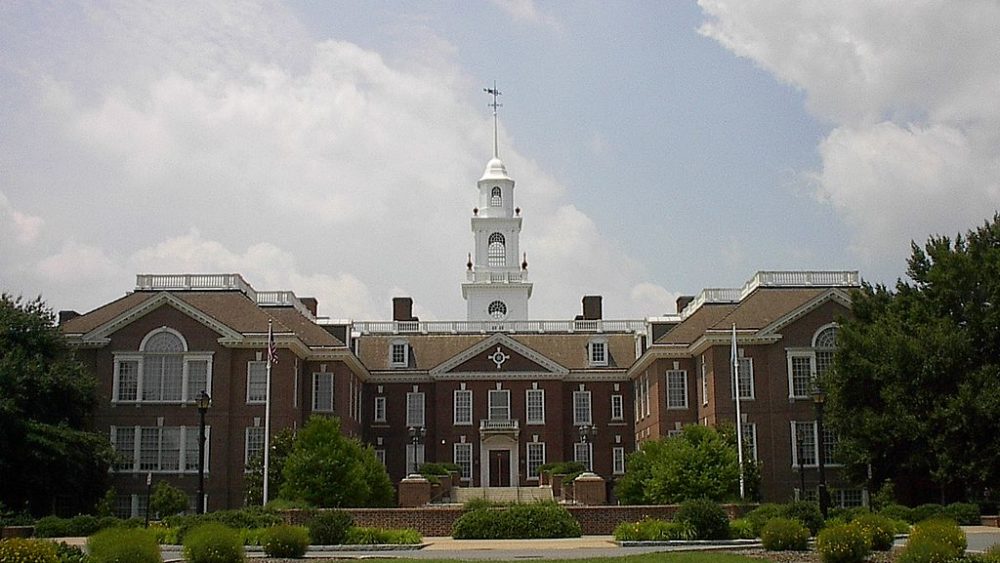 Delaware Lawmakers Postpone Legislative Session