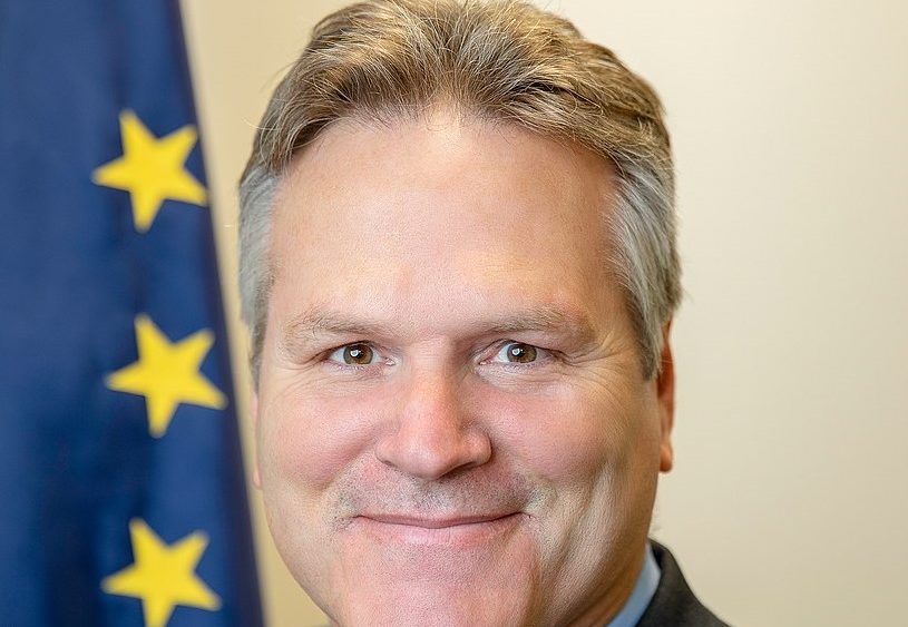 Anchorage Judge Allows Effort to Recall Alaska Governor to Proceed