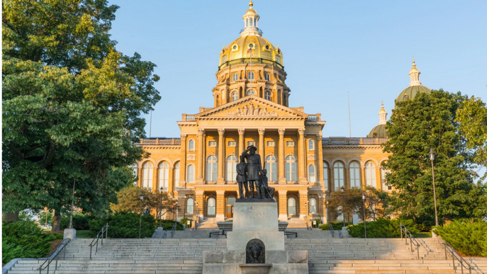 Iowa Legislative Session Enters Overtime